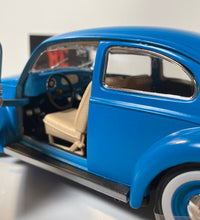 Maisto 1/18 Scale - 1955 Volkswagen Kafer.VW Beetle Diecast Model Car  Blue.