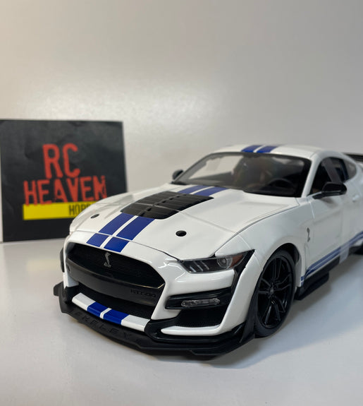 Maisto 2020 Mustang Shelby GT500 1/18 Scale Diecast Model American Muscle Car.
