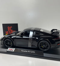 Maisto Diecast Model Special Edition 1:18 scale Porsche 911 GT3 Black.