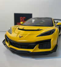 Maisto 1/18 Special Edition Chevrolet Corvette ZR1 Coupe Diecast Model Car.