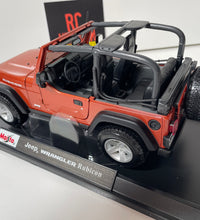 Maisto Jeep Wrangler Rubicon 1/18 Scale Diecast Model American Muscle Car.