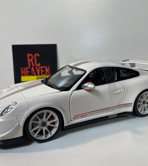 Maisto 1/18 Scale Porsche 911 GT3 RS4.0 Diecast Model Car.