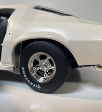 Maisto 1:18 Scale 1971 Chevrolet Camaro Diecast Model Car American Muscle