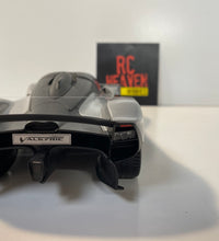 Maisto 2021 Aston Martin Valkyrie 1:18 Scale Silver Die Cast Model Car.