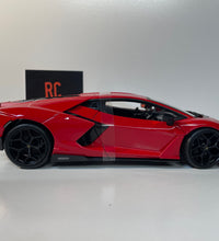 Maisto Lamborghini Revuelto 2023 Red 1:18 Scale Diecast Model Car.
