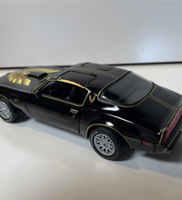 1:24 1979 Pontiac Firebird Trans Am -- Rocky 2 -- Greenlight #GL81471