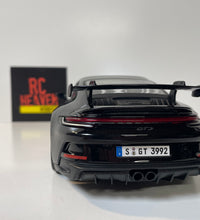 Maisto Diecast Model Special Edition 1:18 scale Porsche 911 GT3 Black.