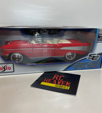 Maisto 1/18 Scale - 1957 Chevrolet Bel Air Concertible Diecast Model Car.