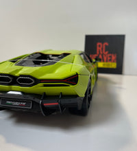 Maisto Lamborghini Revuelto 2023 Green 1:18 Scale Diecast Model Car.