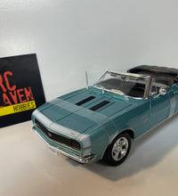 Maisto 1:18 Scale 1967 Chevrolet Camaro SS 396 Convertible Diecast Model Car
