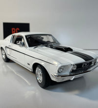 Maisto 1:18 Scale 1968 Ford Mustang GT Cobra Jet Diecast Model Car Muscle Car