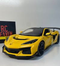 Maisto 1/18 Special Edition Chevrolet Corvette ZR1 Coupe Diecast Model Car.