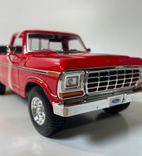 Maisto 1979 Ford F150 Pick Up 1/18 Scale Diecast Model American Muscle Car Red.