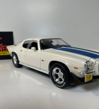Maisto 1:18 Scale 1971 Chevrolet Camaro Diecast Model Car American Muscle