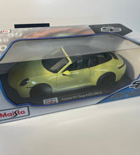 Maisto Porsche 911 Targa 4 GTS 992.2 1/18 Scale Diecast Model Car Super Car.