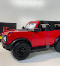 Maisto 2021 Ford Bronco Wildtrack Red 1/18 Scale Diecast Model Car.