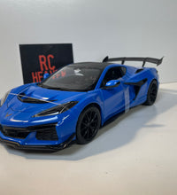 Maisto 1/18 Special Edition Chevrolet Corvette ZR1 Coupe Diecast Model Car.