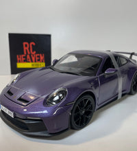 Maisto Diecast Model Special Edition 1:18 scale Porsche 911 GT3 Purple.