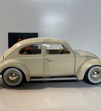 Maisto 1/18 Scale - 1955 Volkswagen Kafer.VW Beetle Diecast Model Car