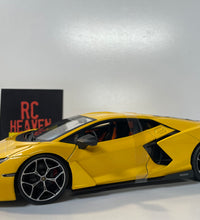 Maisto Lamborghini Revuelto 2023 Yellow 1:18 Scale Diecast Model Car.