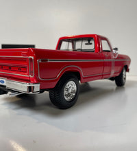 Maisto 1979 Ford F150 Pick Up 1/18 Scale Diecast Model American Muscle Car Red.