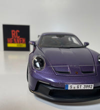 Maisto Diecast Model Special Edition 1:18 scale Porsche 911 GT3 Purple.