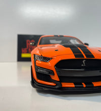 Maisto 2020 Mustang Shelby GT500 1/18 Scale Diecast Model American Muscle Car.