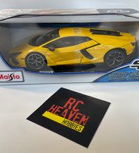 Maisto Lamborghini Revuelto 2023 Yellow 1:18 Scale Diecast Model Car.