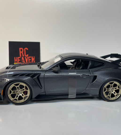 Maisto 2025 Mustang GTD 1/18 Scale Diecast Model American Muscle Car.