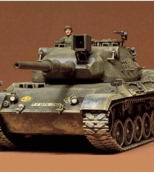 TAMIYA 1/35 Scale Kampfpanzer Leopard Medium Tank Model Kit No: 35064