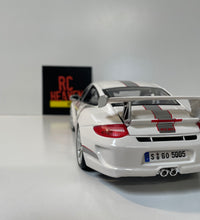 Maisto 1/18 Scale Porsche 911 GT3 RS4.0 Diecast Model Car.