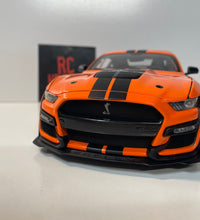 Maisto 2020 Mustang Shelby GT500 1/18 Scale Diecast Model American Muscle Car.
