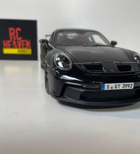 Maisto Diecast Model Special Edition 1:18 scale Porsche 911 GT3 Black.