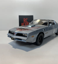Maisto 1977 Pontiac Firebird Trans Am 1:18 Scale Die cast Model Car