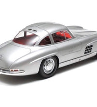 Tamiya 1/24 Scale Mercedes Benz 300SL Plastic Model Kit No: 24338