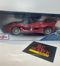 Maisto - Ferrari FXX-K - 1:18 Scale Red Diecast Model Car Special Edition.