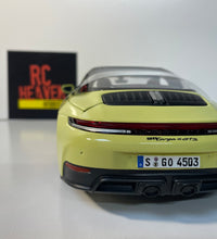 Maisto Porsche 911 Targa 4 GTS 992.2 1/18 Scale Diecast Model Car Super Car.