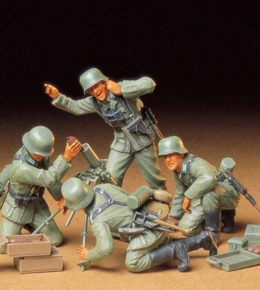 Tamiya 1/35 Scale WWII German Infantry Mortar Team Set Military Model Kit No: 35193