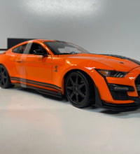 Maisto 2020 Mustang Shelby GT500 1/18 Scale Diecast Model American Muscle Car.