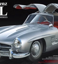 Tamiya 1/24 Scale Mercedes Benz 300SL Plastic Model Kit No: 24338