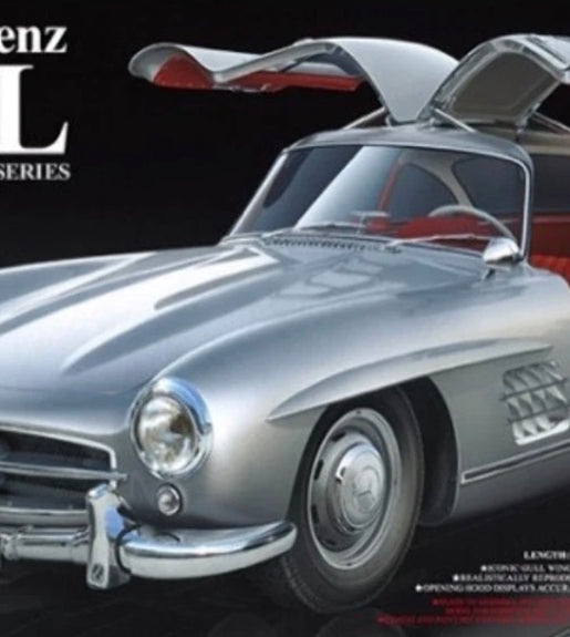 Tamiya 1/24 Scale Mercedes Benz 300SL Plastic Model Kit No: 24338
