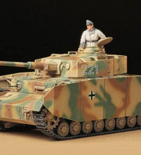 Tamiya 1:35 Scale German Tank PZ.KPFW. IV AUSF.H Early Version Model No: 35209