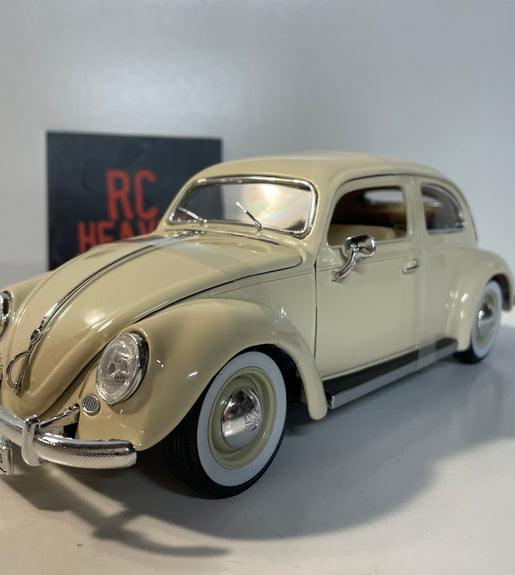 Maisto 1/18 Scale - 1955 Volkswagen Kafer.VW Beetle Diecast Model Car