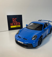 Maisto Diecast Model Special Edition 1:18 scale Porsche 911 GT3.