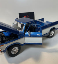 Maisto 1979 Ford F150 Pick Up 1/18 Scale Diecast Model American Muscle Car.