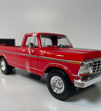 Maisto 1979 Ford F150 Pick Up 1/18 Scale Diecast Model American Muscle Car Red.