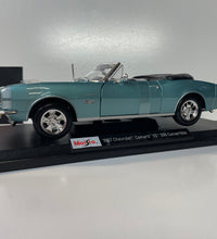 Maisto 1:18 Scale 1967 Chevrolet Camaro SS 396 Convertible Diecast Model Car
