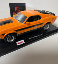 Maisto 1970 Ford Mustang Mach 1 1/18 Scale Diecast Model American Muscle Car.