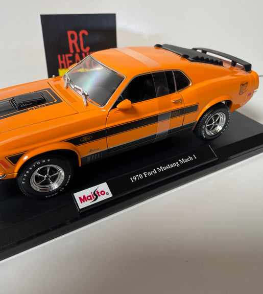 Maisto 1970 Ford Mustang Mach 1 1/18 Scale Diecast Model American Muscle Car.