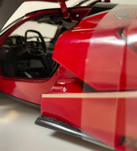 Maisto - Ferrari FXX-K - 1:18 Scale Red Diecast Model Car Special Edition.